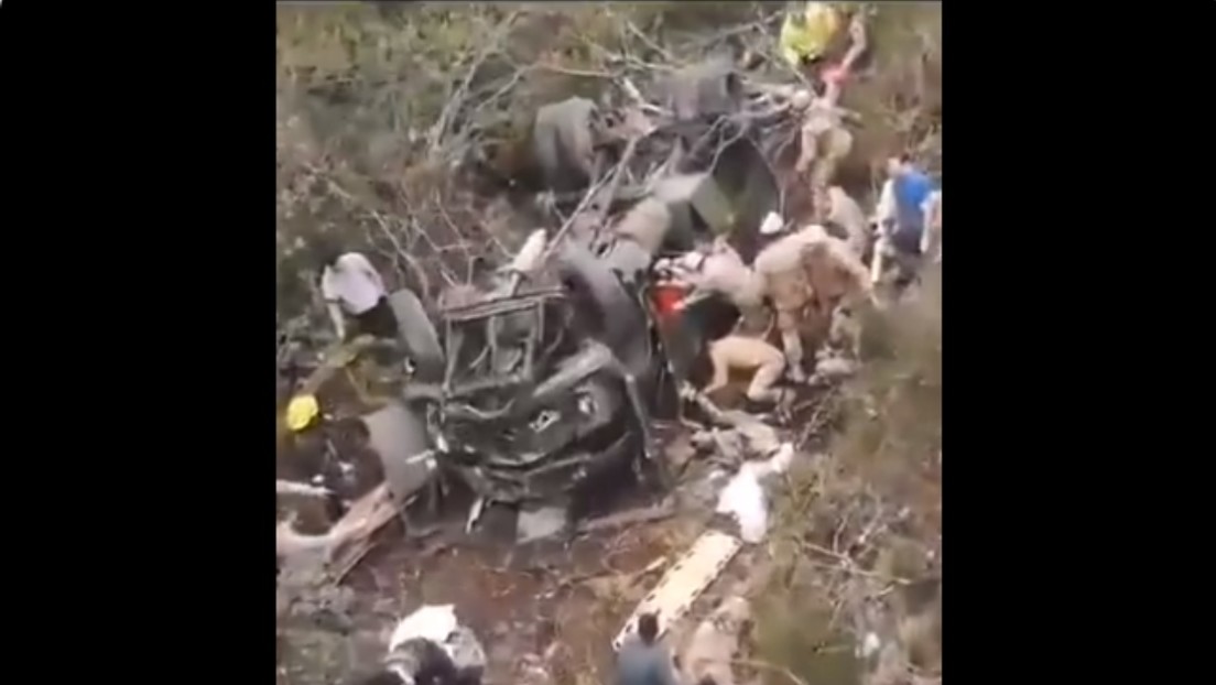 Cuatro muertos y nueve heridos tras caer a un barranco un camión de soldados del Ejército argentino