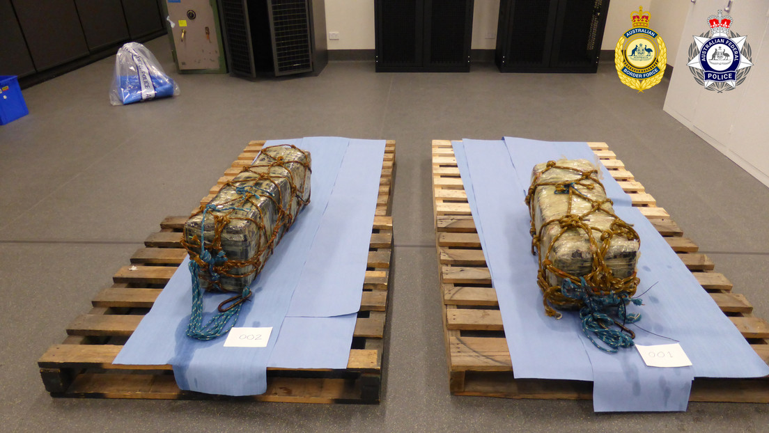 Confiscan 200 kilogramos de cocaína en un buque de carga usando un vehículo submarino teledirigido