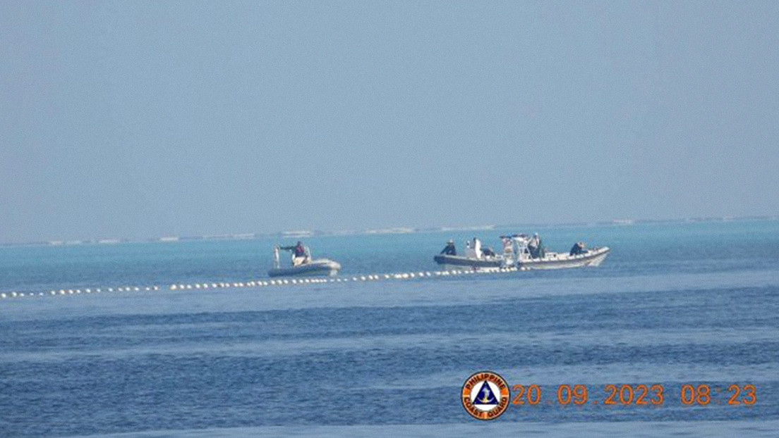 Filipinas eliminará una barrera flotante china en el mar de la China Meridional