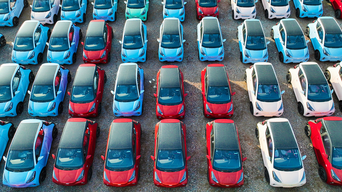 Von der Leyen carga contra los autos eléctricos de China por su bajo precio