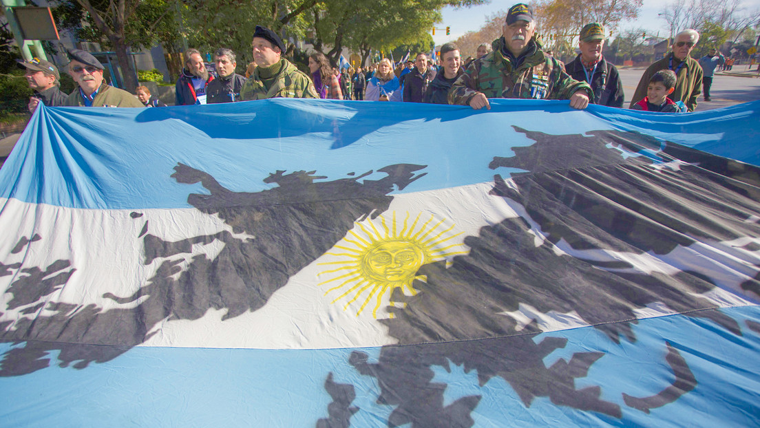 Desmantelan en el sur de Argentina un radar británico ubicado cerca de las islas Malvinas