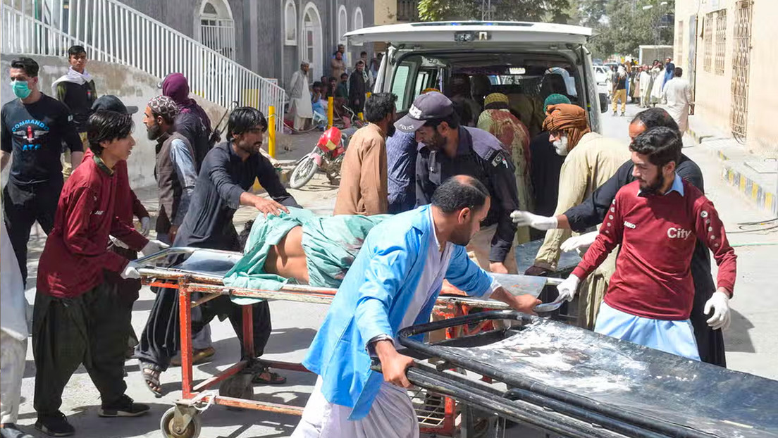 Un atentado suicida en Pakistán deja al menos 52 muertos y medio centenar de heridos