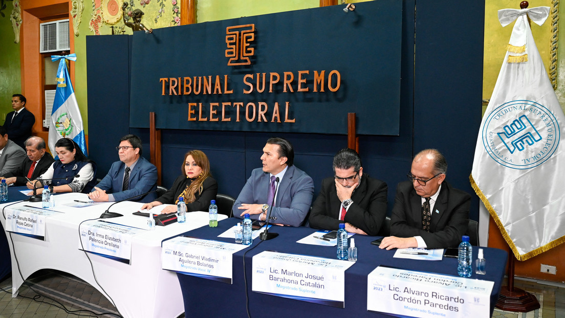 La Fiscalía de Guatemala allana nuevamente la sede del Tribunal Supremo Electoral