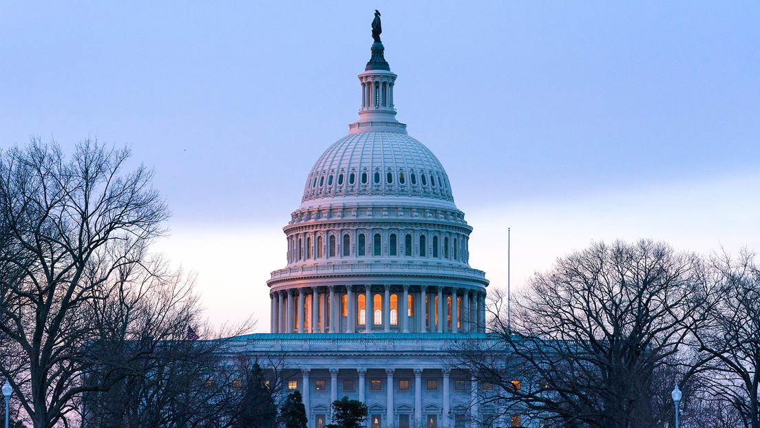 La Cámara de Representantes aprueba una financiación provisional del Gobierno de EE.UU. sin ayuda a Ucrania