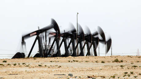 Bloomberg: Rusia se benefició de los recortes de producción de petróleo de la OPEP+