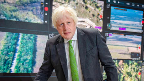"¿Por qué siempre somos tan lentos?": Boris Johnson insta a enviar misiles ATACMS a Ucrania