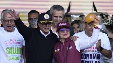Petro invoca un acuerdo para generar justicia social: «Tenemos violencia porque somos desiguales»