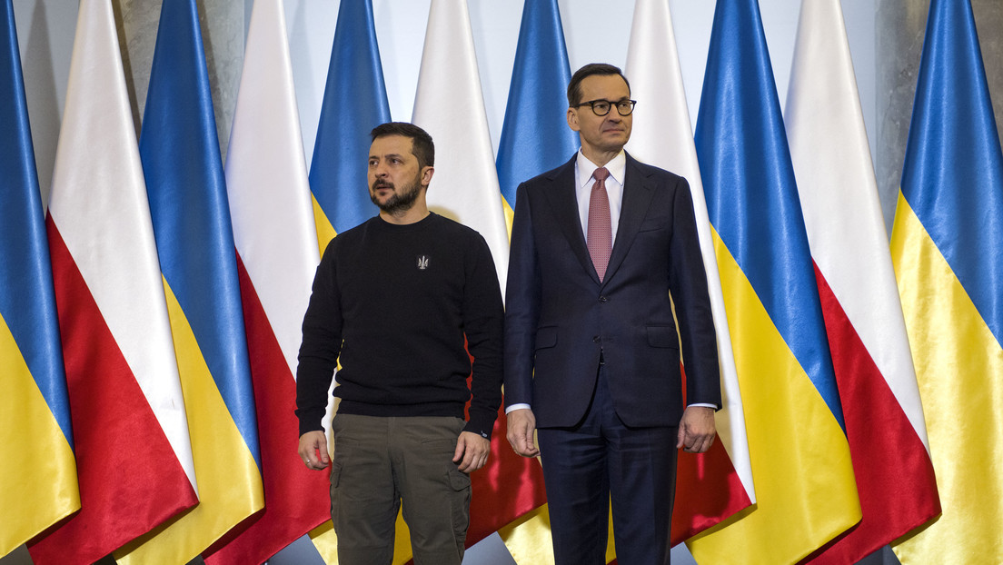 Polonia advierte a Ucrania que los alemanes siempre "querrán llegar a un acuerdo con los rusos"