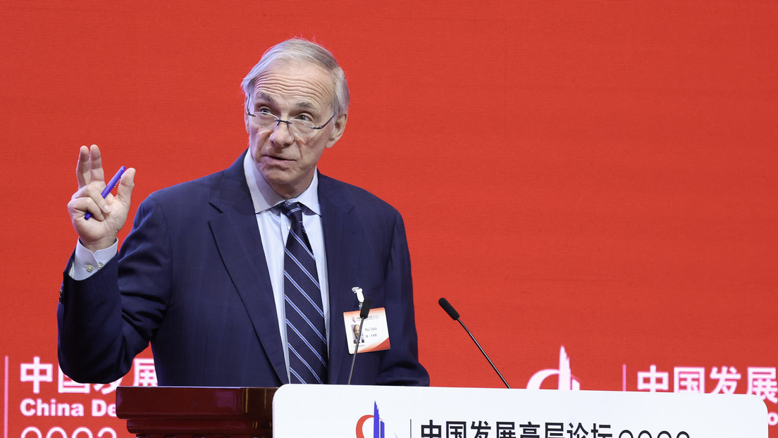 Ray Dalio asegura que las relaciones entre EE.UU. y China están "al borde de las líneas rojas"