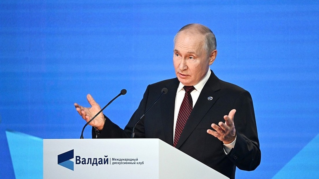 Putin dice que Ucrania busca atacar el gasoducto TurkStream con ayuda de especialistas angloparlantes