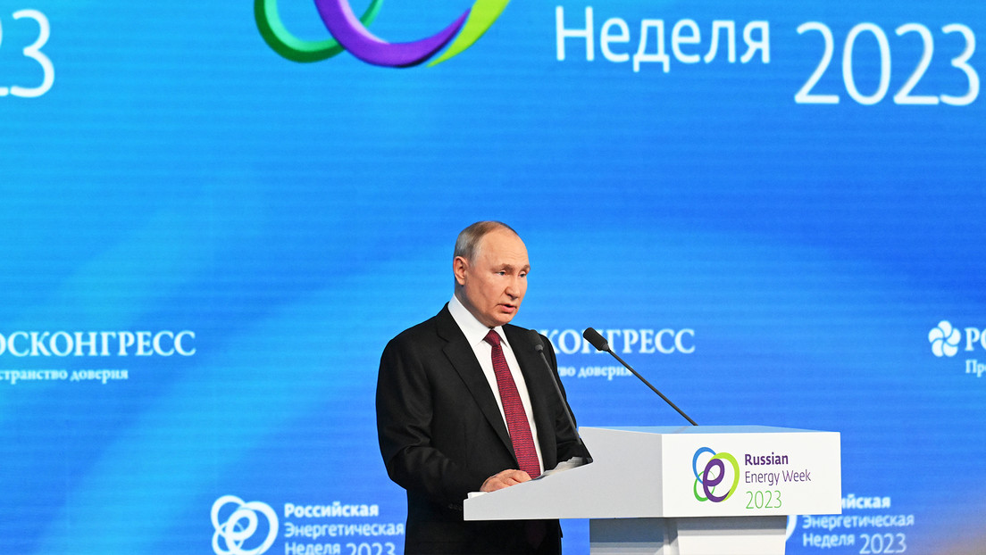 Putin: La UE no rechaza la energía rusa por ética, si no "comerían hierba para no dejarnos ganar ni un euro"