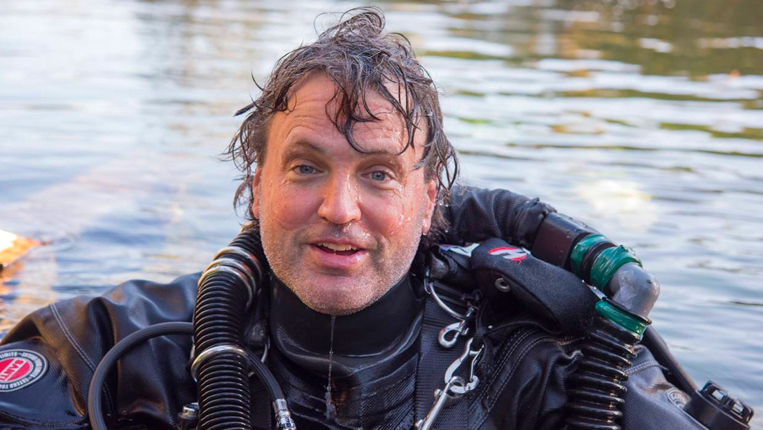 Buceador estadounidense que batió récords muere durante una inmersión exploratoria en una cueva