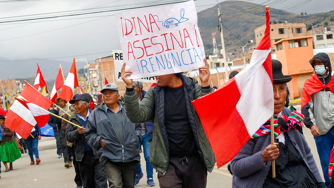 Denuncian que la Fiscalía de Perú "genera dilación" en investigación de los muertos en protestas