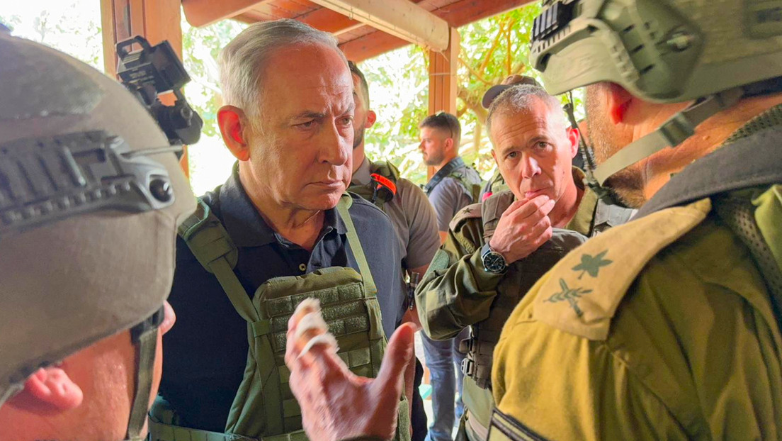 Netanyahu visita dos comunidades que sufrieron los peores ataques de Hamás