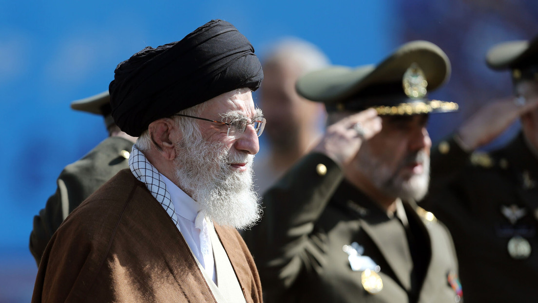 Ayatolá Jameneí: "Si los crímenes de Israel continúan, los musulmanes perderán la paciencia"