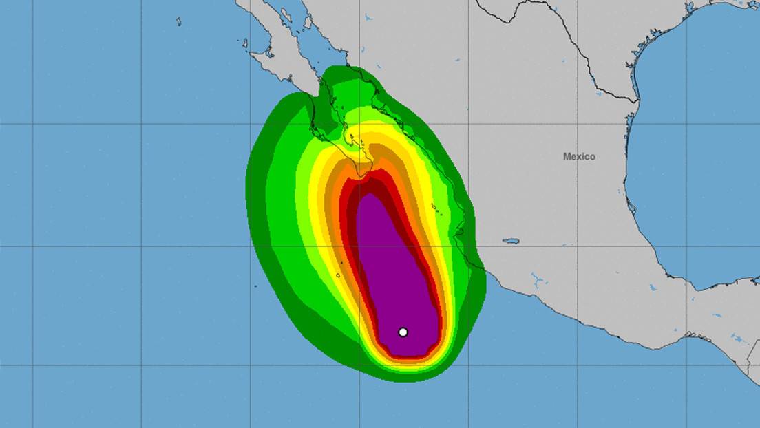 El huracán Norma se intensifica en su paso por las costas mexicanas con ráfagas de 240 km/h
