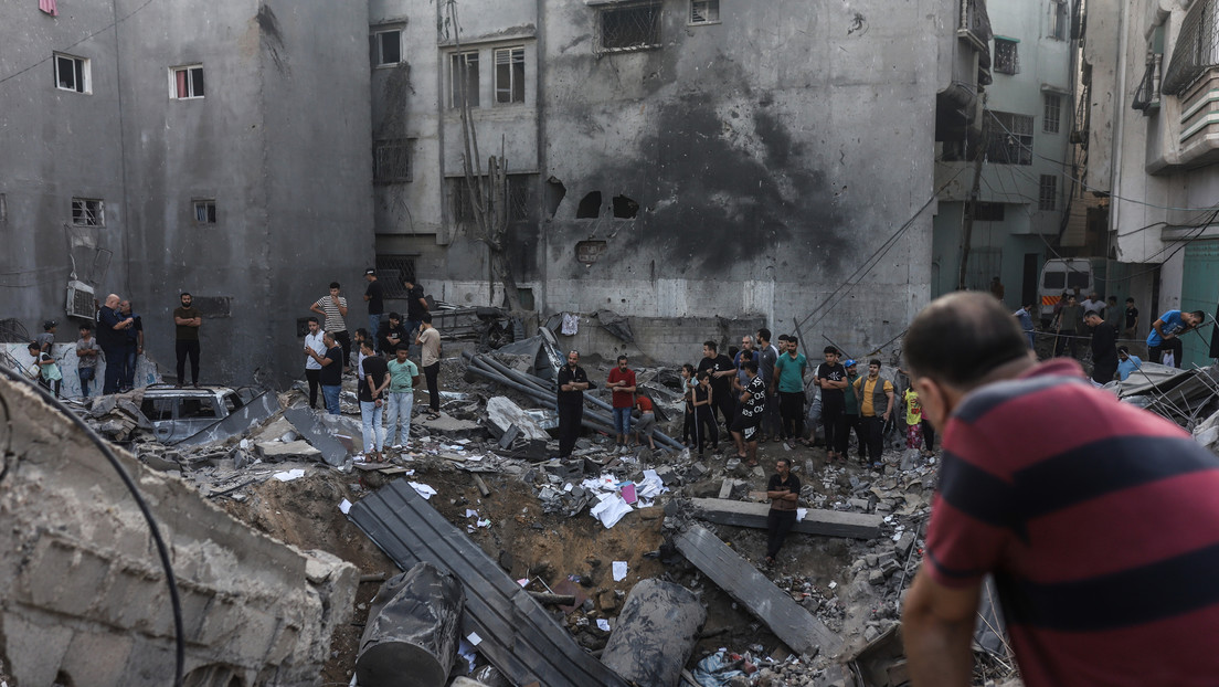 Un camarógrafo de RT pierde a 12 familiares en los bombardeos israelíes contra la Franja de Gaza