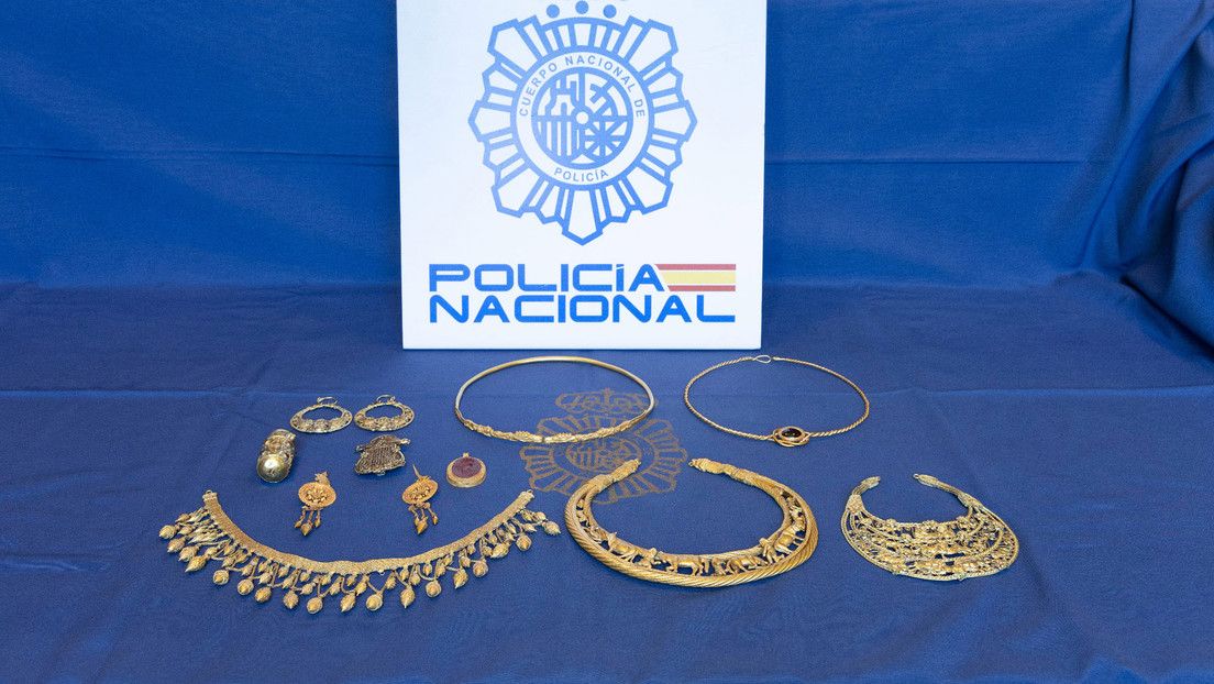 España incauta joyas de oro antiguas robadas de Ucrania por valor de más de 64 millones de dólares