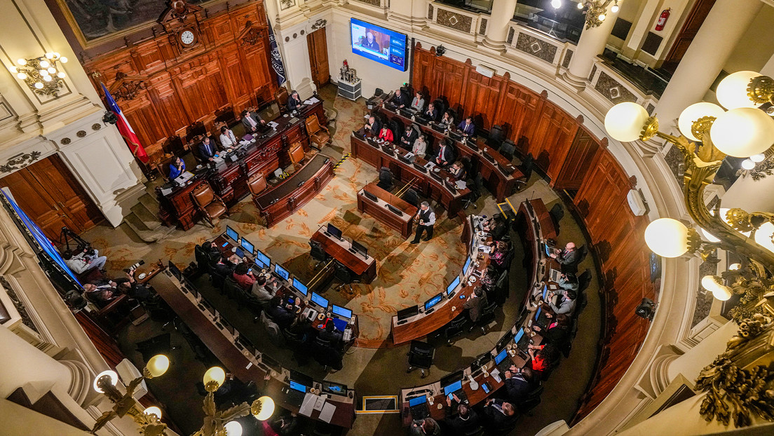 ¿Hacia una Constitución de derecha? La polémica envuelve el segundo plebiscito de Chile