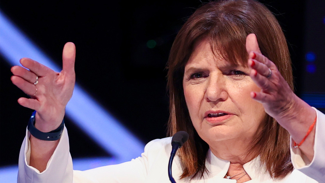 Patricia Bullrich anuncia su respaldo a Milei en la segunda vuelta de las presidenciales en Argentina