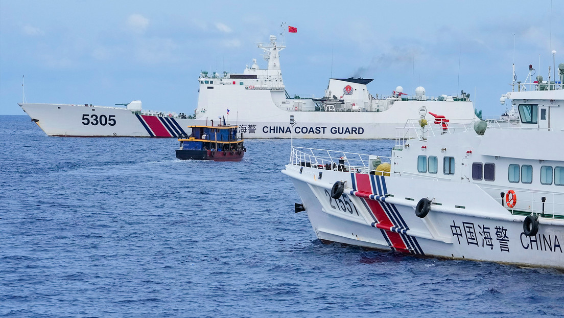 China dice que EE.UU. "no tiene derecho" a interferir en sus disputas con Filipinas