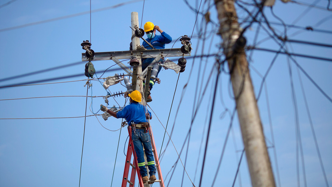 Ecuador anuncia un plan de racionamiento para prevenir el colapso del sistema eléctrico