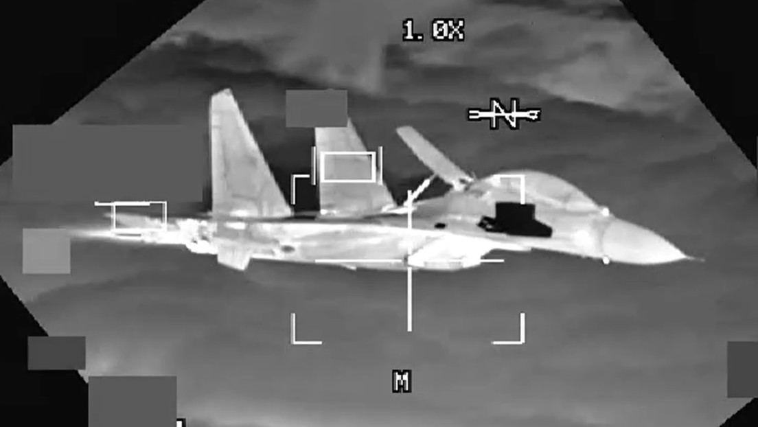 VIDEO: Pentágono muestra la "insegura" intercepción de un B-52 por un caza chino