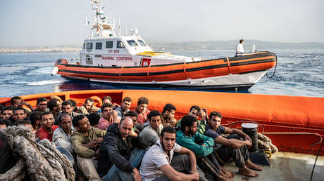 Ministro de Defensa de Italia advierte del peligro de «combatientes» entre migrantes