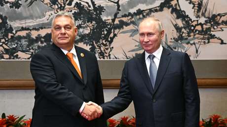Putin mantiene conversaciones con el primer ministro húngaro, Viktor Orbán