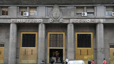 El Gobierno argentino aclara que no devaluará su moneda tras las elecciones