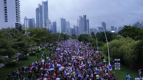 "¡No a la mina!": sexto día de protestas en Panamá contra el contrato minero