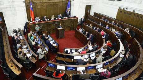 Aprueban en Chile el proyecto de nueva Constitución que se someterá a plebiscito