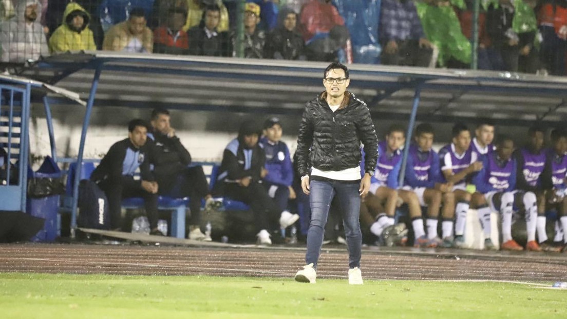 Joe Armas, el técnico de 27 años que pasó de ser albañil a llevar un club a la Primera del fútbol ecuatoriano