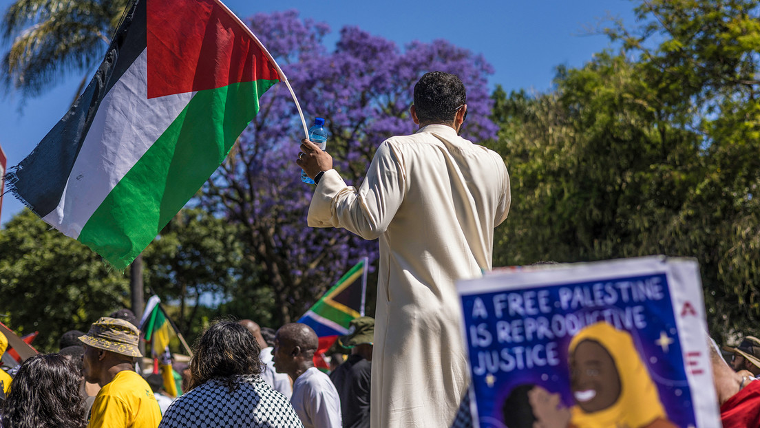Sudáfrica retirará a todos sus diplomáticos de Israel en medio del conflicto palestino-israelí