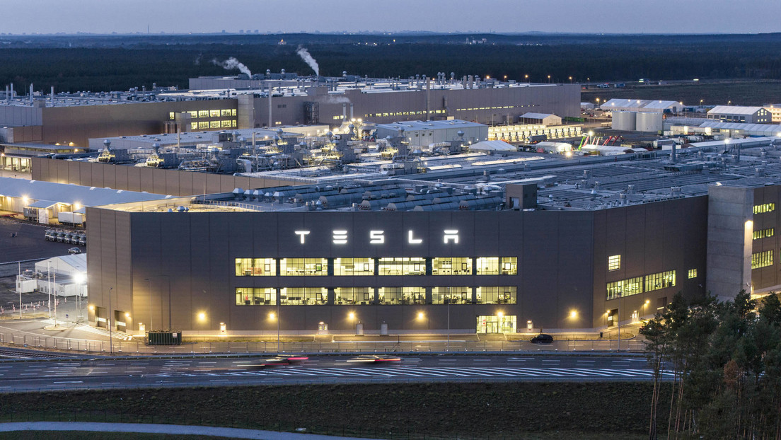 Reuters: Tesla fabricará un automóvil eléctrico de 25.000 euros en Alemania