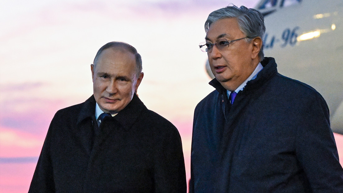 Putin se reúne con el presidente de Kazajistán