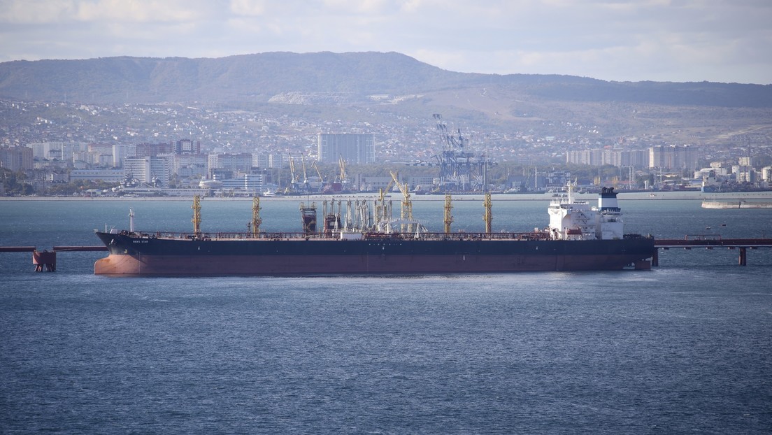 Financial Times: Dinamarca trata de impedir que el petróleo ruso llegue al mercado por mar
