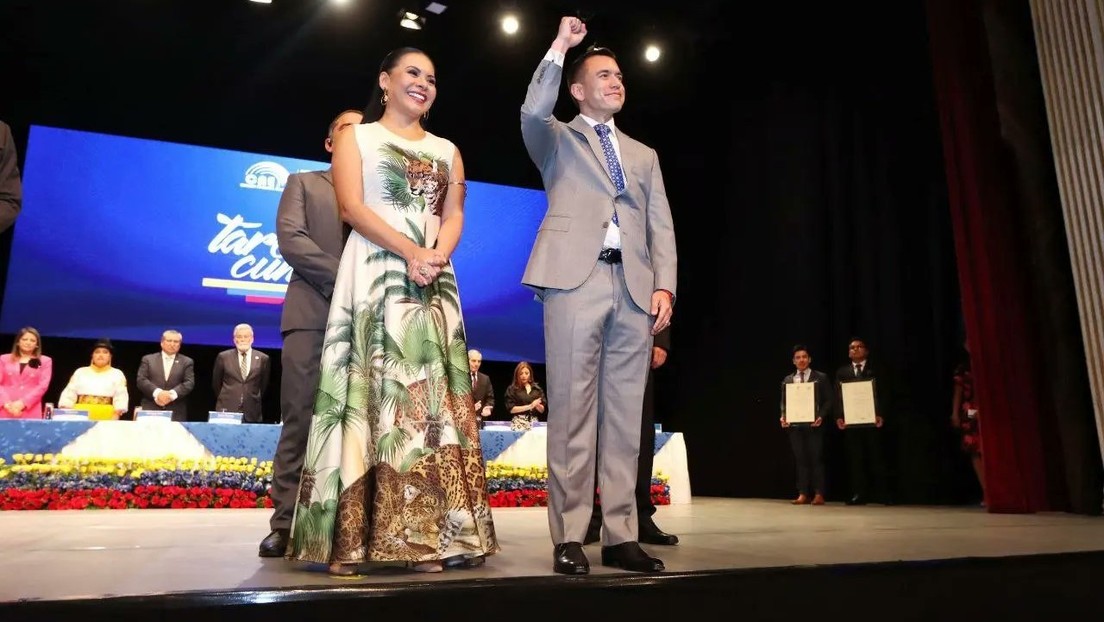 Daniel Noboa recibe las credenciales como presidente de Ecuador