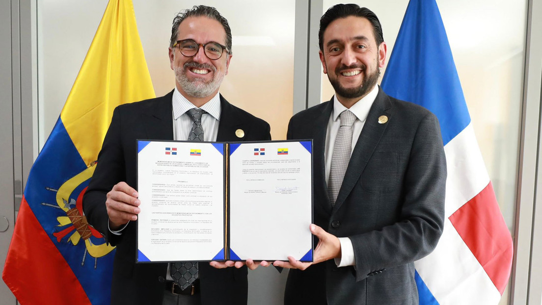 Ecuador y República Dominicana firman memorando para iniciar negociaciones de un acuerdo comercial