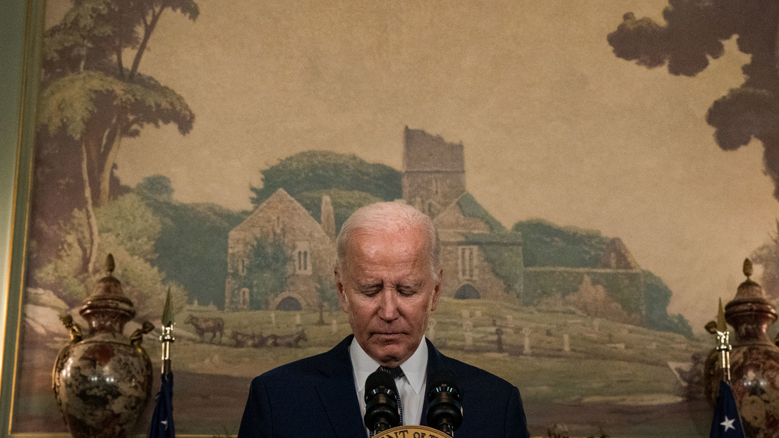 Biden firma el plan presupuestario del Gobierno, que no incluye fondos para Ucrania e Israel