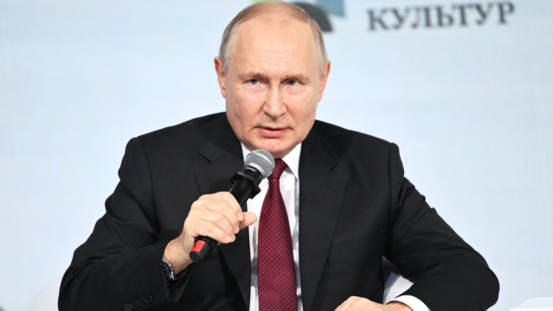 Putin: "La globalización vulgar y la expansión cultural han aumentado el potencial de conflicto en el mundo"