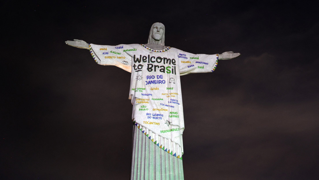 VIDEO: El Cristo Redentor 'se viste' con la camiseta de Taylor Swift en vísperas de sus conciertos en Brasil
