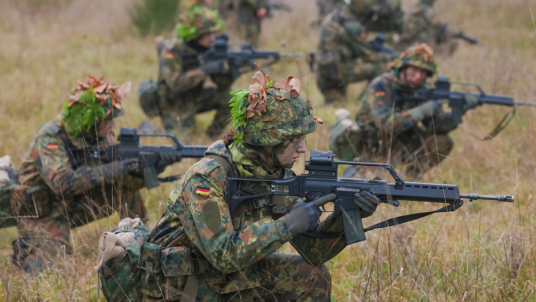 Las principales unidades de la Bundeswehr resistirían solo dos días de combate, afirma un diputado alemán