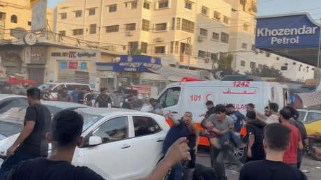 "Nuevo crimen de guerra": Petro condena el ataque israelí contra el hospital de Al Shifa