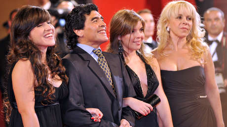 « Vous êtes insignifiants aux yeux du monde » : la réponse des filles de Maradona aux critiques de Macri