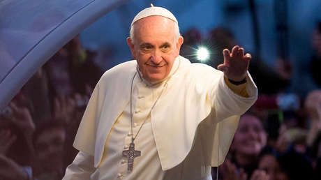El papa Francisco llamó a Javier Milei para felicitarlo por su triunfo