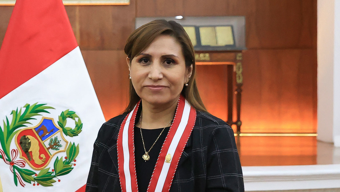 Fiscal de Perú niega que lidere una organización criminal y alega "venganza política" en su contra