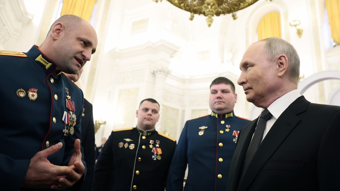 "Vivimos en una época en que hay que tomar decisiones": Putin anuncia que se postulará para la reelección