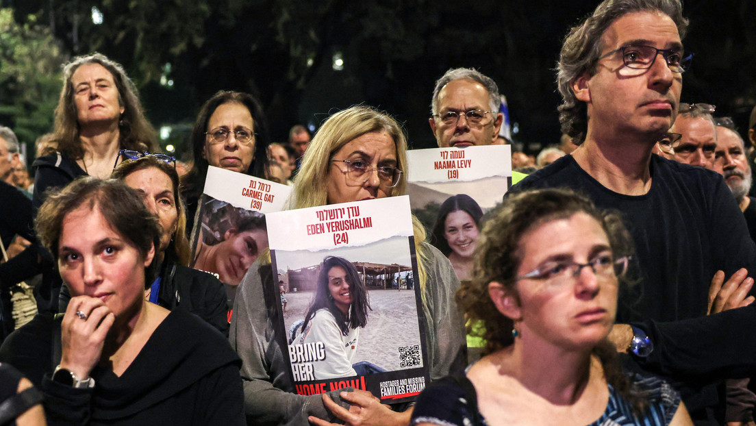 Familias de los rehenes israelíes exigen la destitución de Netanyahu