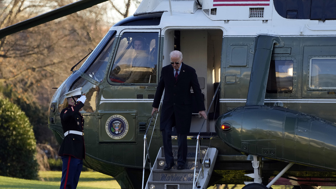 Biden confunde el nombre del helicóptero presidencial y afirma que Reagan se lo prestó para su hospitalización